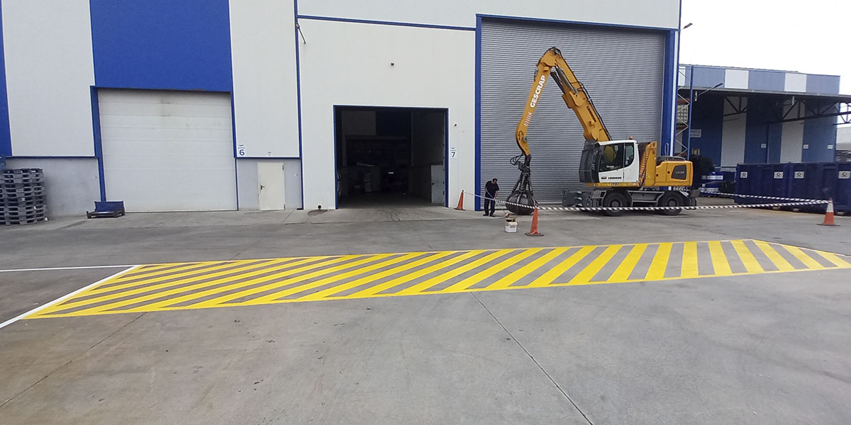 pintado-de-senaletica-exterior-de-seguridad-gestamp-cerveira